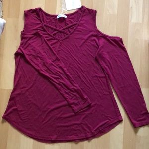 Aolakeke Cold Shoulder V-Neck Top